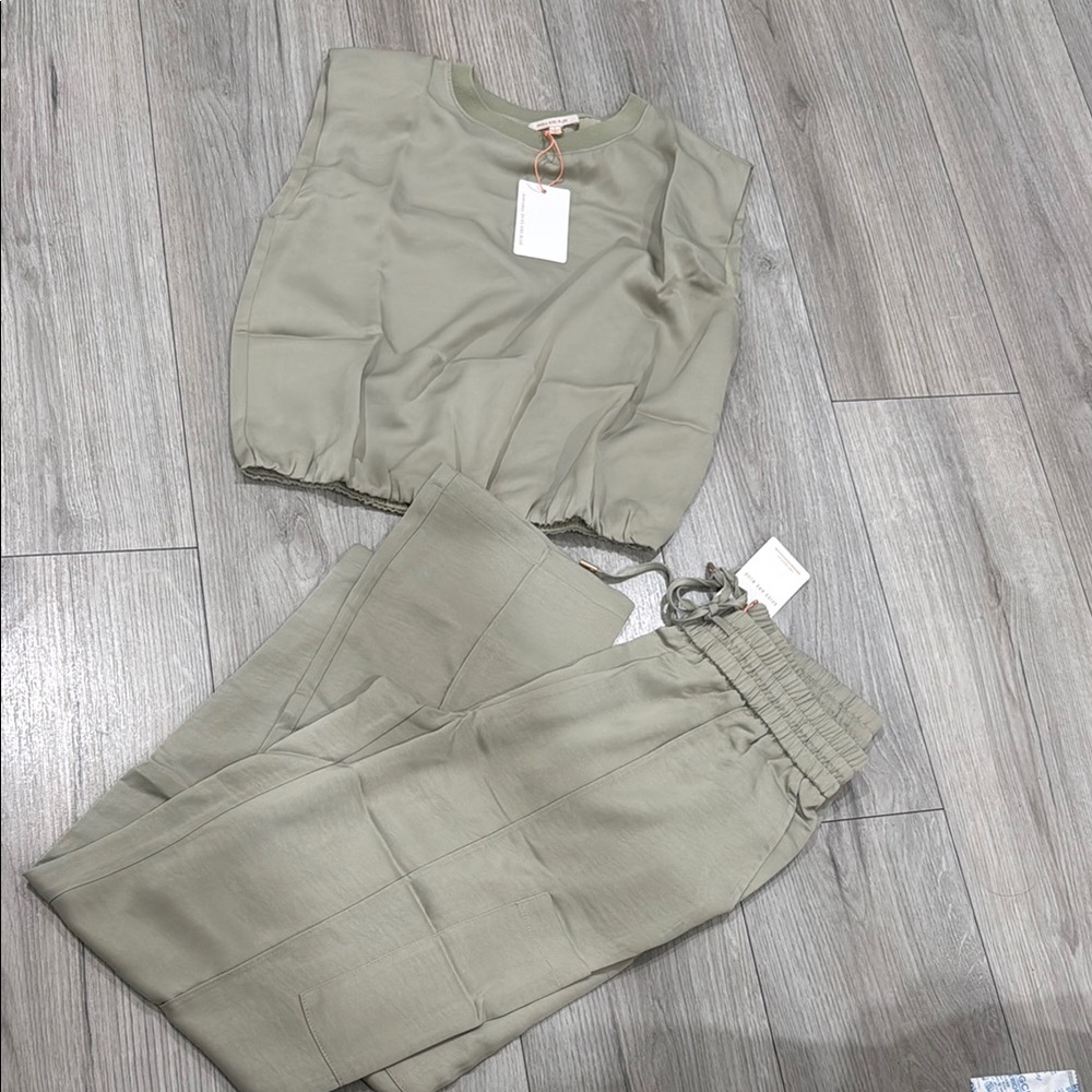 Women's Olive Green Pants & Jumpsuit Set